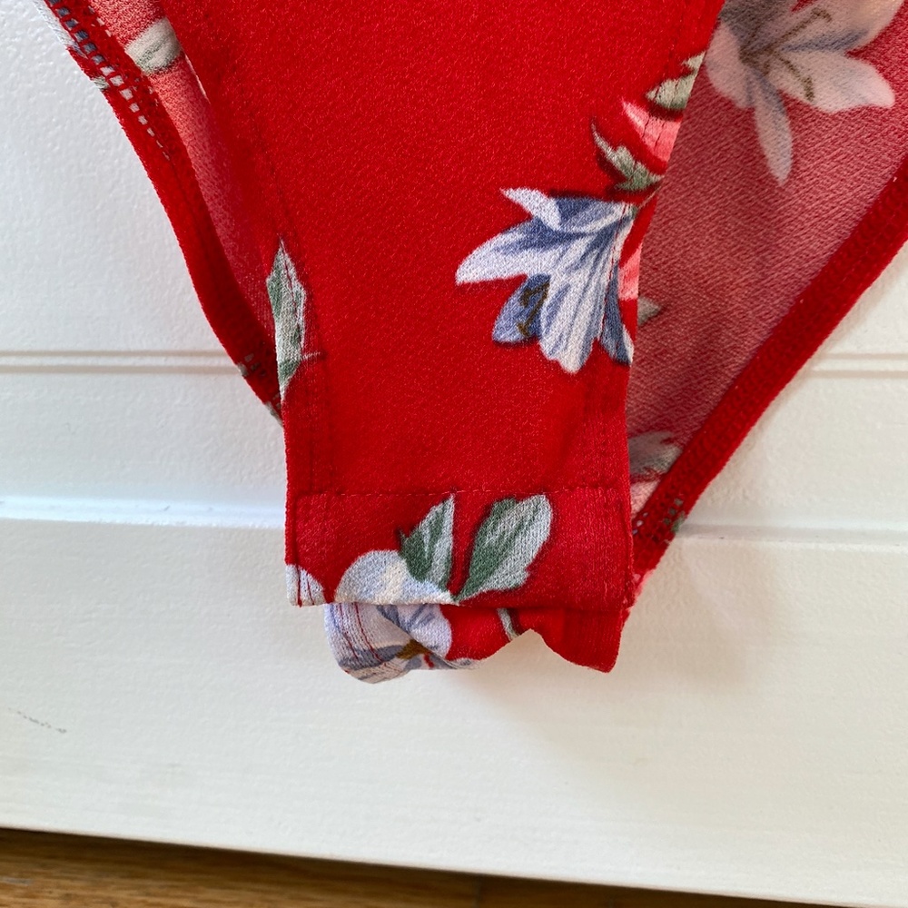 flower one piece - Picture 3 of 3